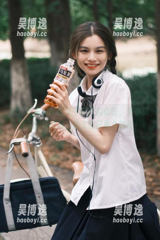 51吃瓜今日吃瓜必吃，发布瓜友的趣味时刻，永久铭记每个瞬间！