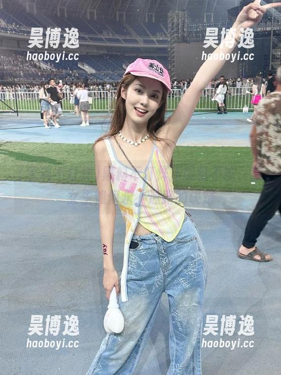 黑料不打烊正能量不断，教女生如何永不迷路的诀窍