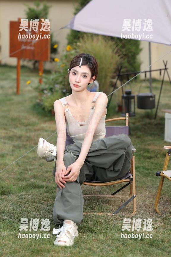 黑料不打烊.455fun传送门打开，女生语气带你吐槽明星秘密