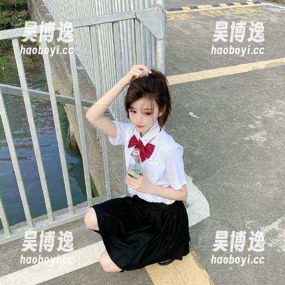 “黑料正能量index”带你开启收藏资源的新体验，尽情享受娱乐八卦
